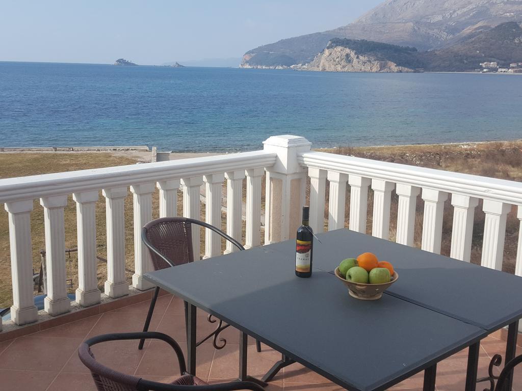 Buljarica Bay Apartments Petrovac Екстер'єр фото