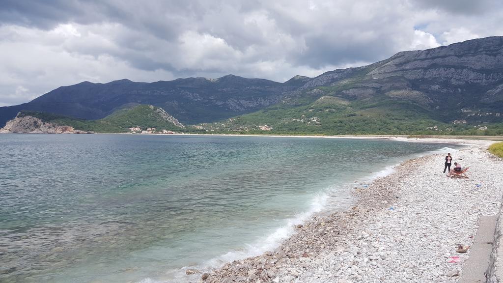 Buljarica Bay Apartments Petrovac Екстер'єр фото