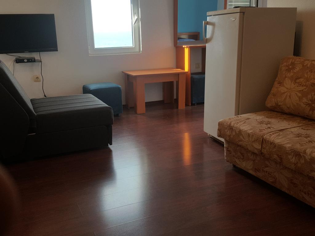 Buljarica Bay Apartments Petrovac Екстер'єр фото