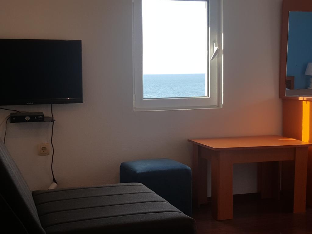 Buljarica Bay Apartments Petrovac Екстер'єр фото