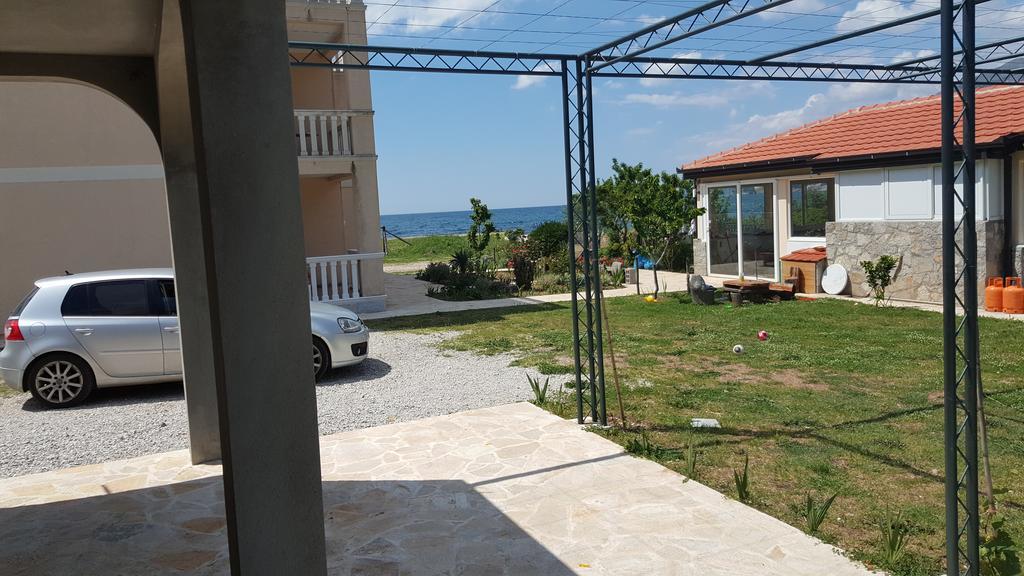 Buljarica Bay Apartments Petrovac Екстер'єр фото