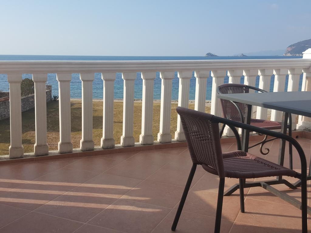 Buljarica Bay Apartments Petrovac Екстер'єр фото