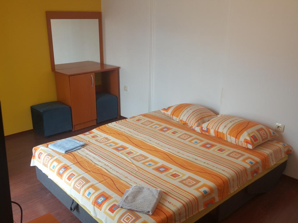 Buljarica Bay Apartments Petrovac Екстер'єр фото