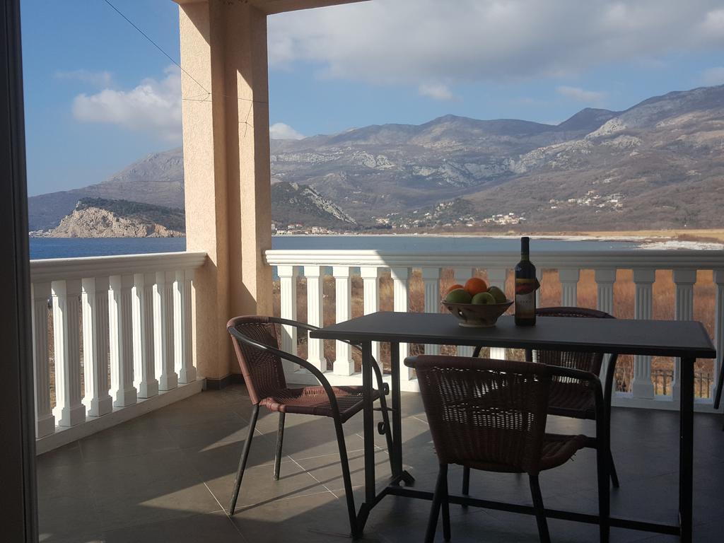 Buljarica Bay Apartments Petrovac Екстер'єр фото